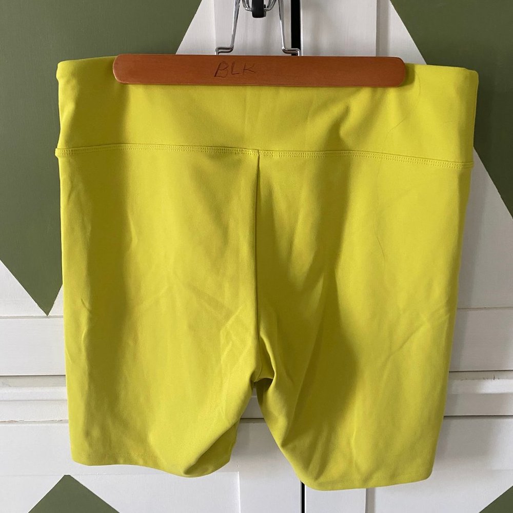 NWOT! Express Chartreuse Bike Shorts - Picture 4 of 7